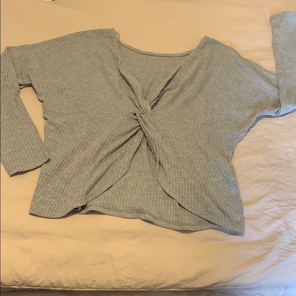 GRAY RIBBED ‘Dee Elly’ TOP!! - Picture 5 of 6